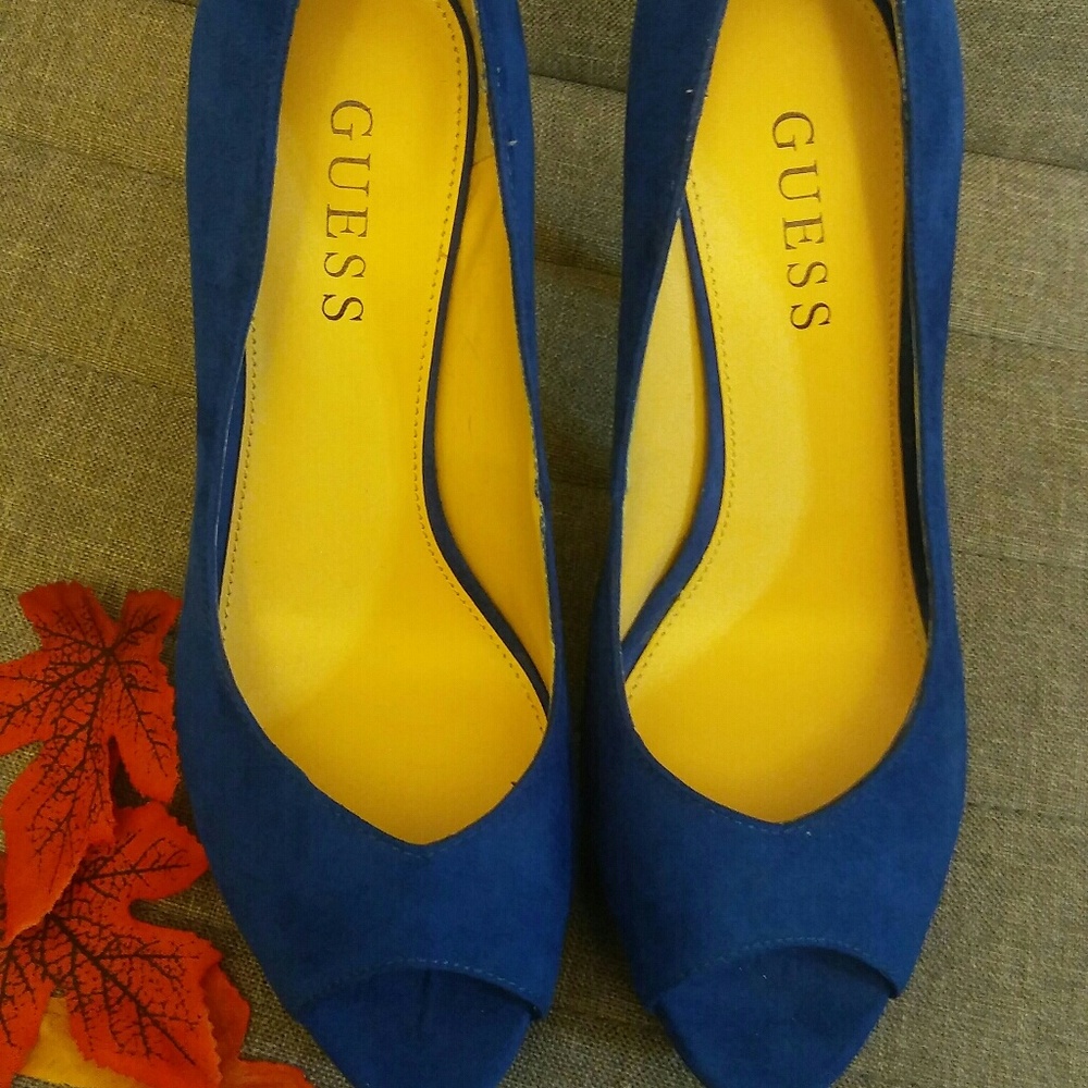Guess heels